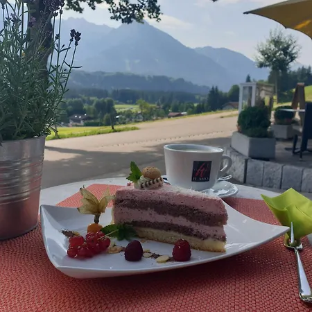 ホテル Alpenblick 3*